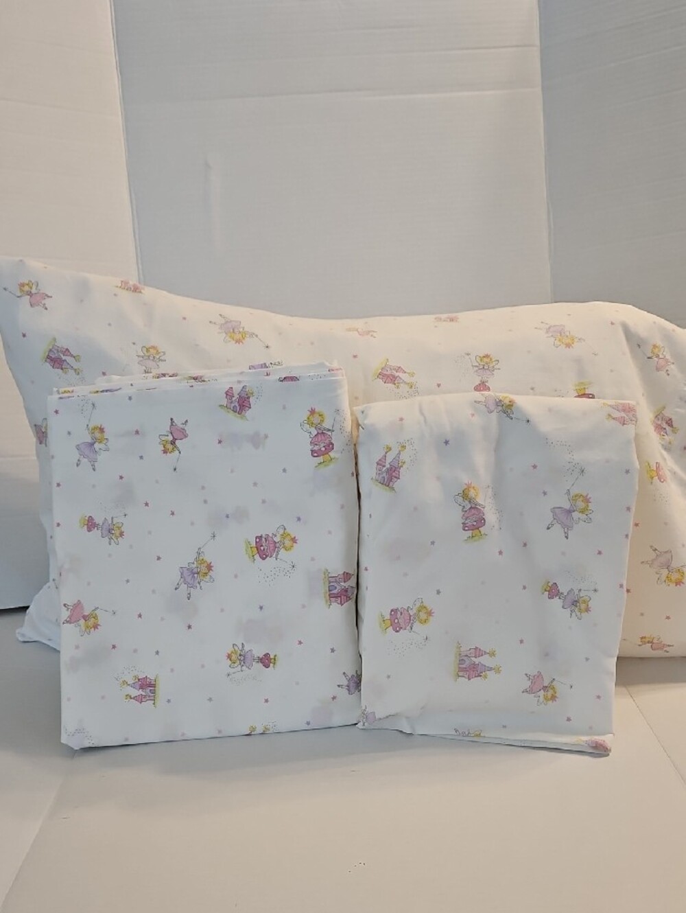 Hillcrest Fairy Castle Moti Pink Yellow Cotton Twin Flat Fitted Pillowcase Set
